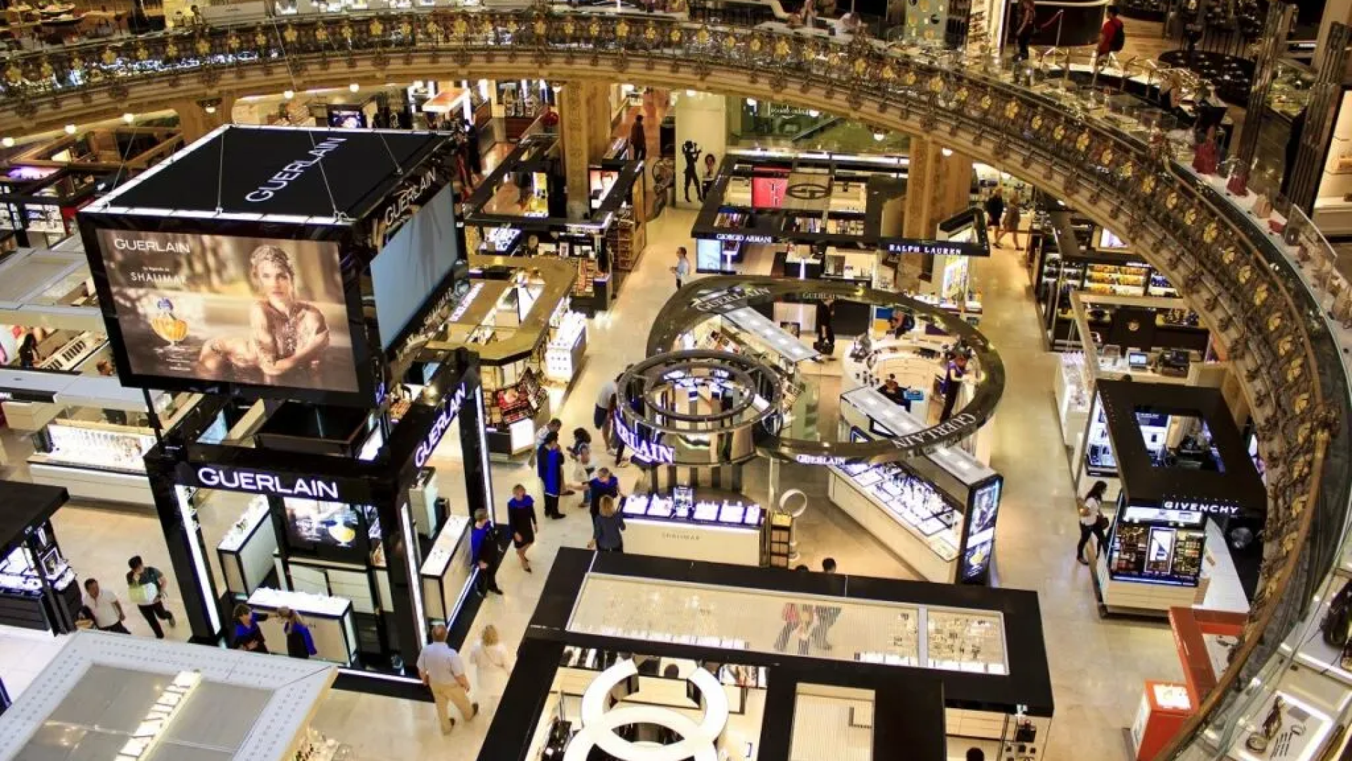 Na direção contrária do mundo, mercado de luxo cresce no Brasil, indica estudo