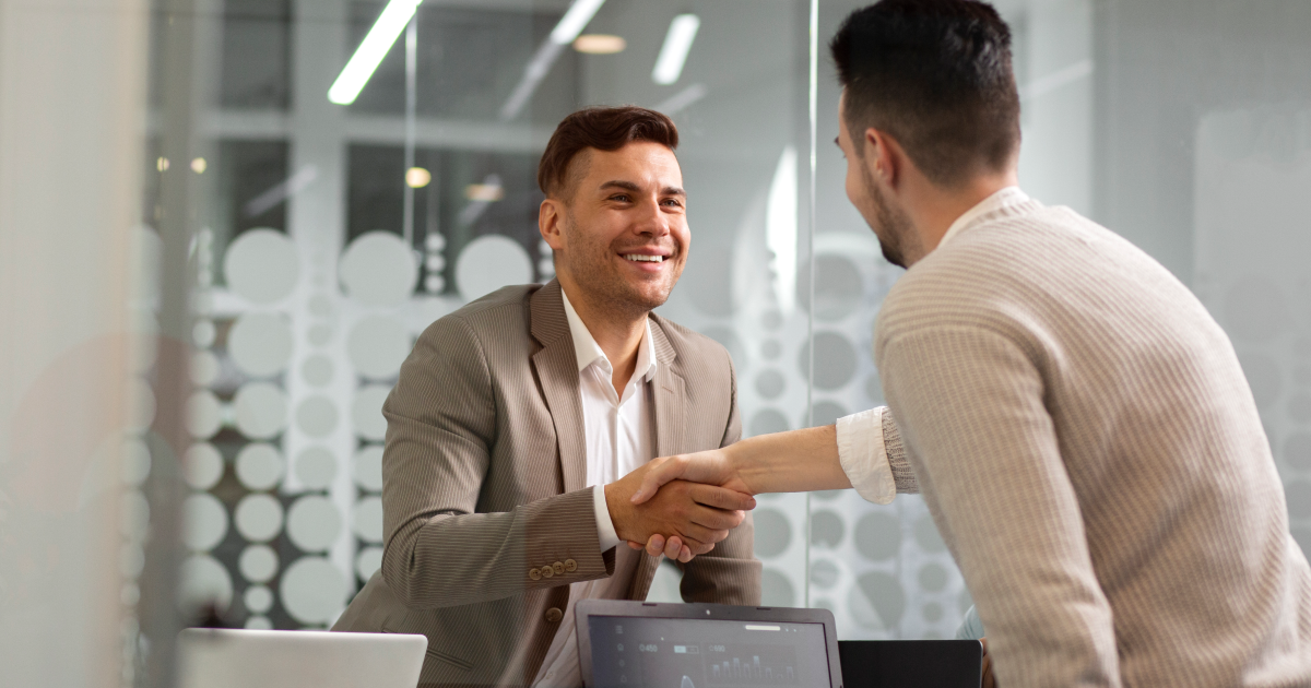 Como fidelizar clientes: estratégias reais para transformar compradores em fãs da sua marca